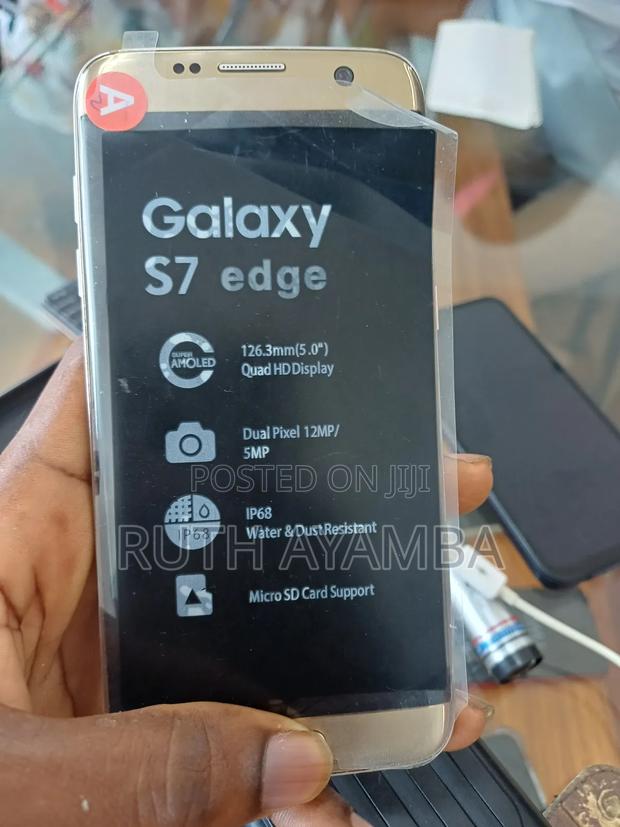 New Samsung Galaxy S7 edge 32 GB Gold · Photo 2