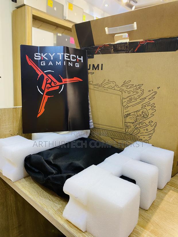 New Laptop 3XS 16GB AMD Ryzen 7 SSD 1T · Photo 3
