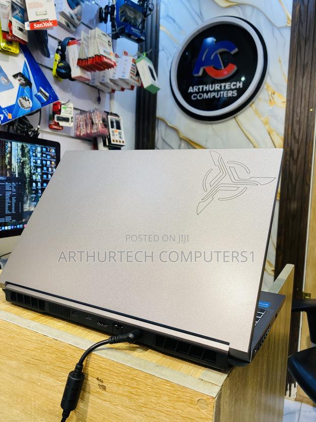 New Laptop 3XS 16GB AMD Ryzen 7 SSD 1T · Photo 5