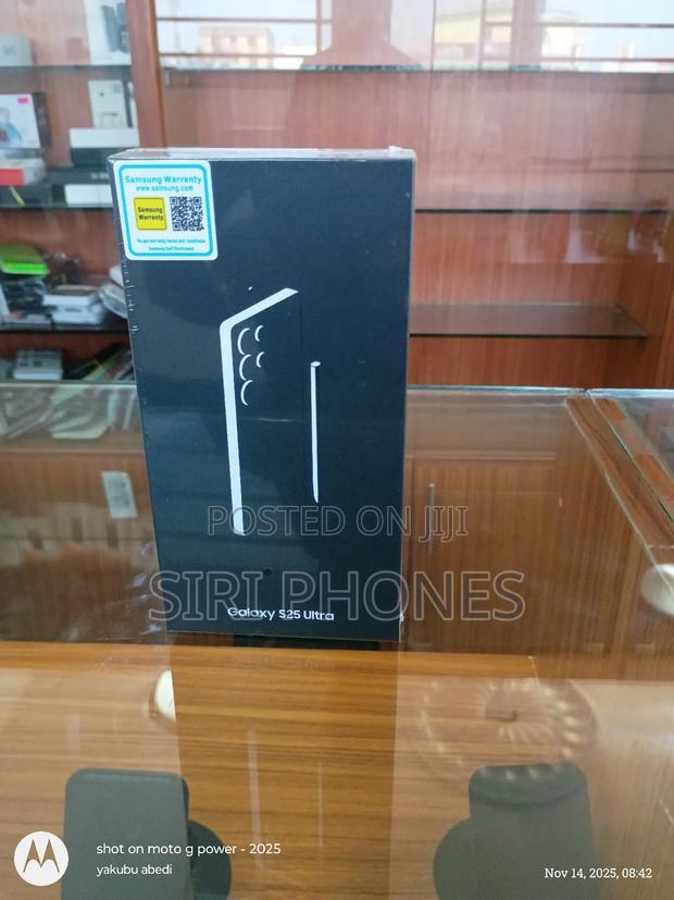 New Samsung Galaxy S25 Ultra 256 GB Black · Photo 2
