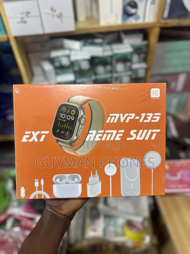 Reme Suit Smartwatch · Photo 1