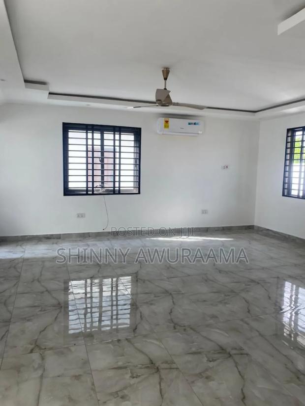 3bdrm House in Ashaley Botwe School for sale · Photo 6