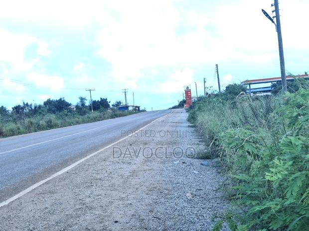 Develop Community in Akotsi · Photo 2