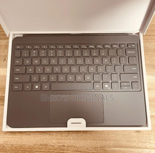 Microsoft Surface Pro 12 Keyboard Black Sealed New Certified Original · Photo 3