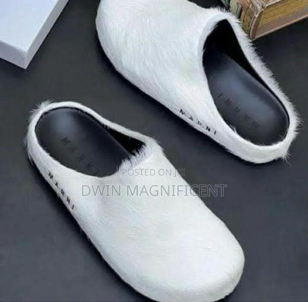 Marni Fussbett Sabot Calf-Hair Slippers · Photo 4