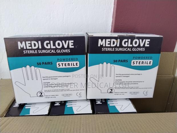 Sterile Surgical Gloves · Photo 3