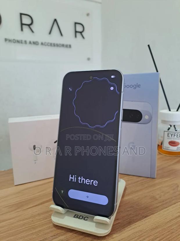 New Google Pixel 10 128 GB Blue · Photo 2