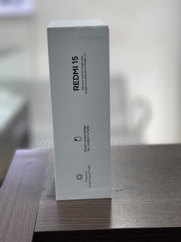New Xiaomi Redmi 15 128 GB Black · Photo 4
