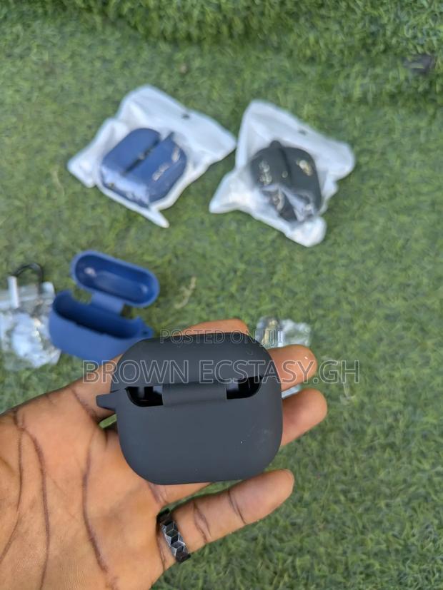 Samsung Galaxy Buds 3/3 Fe/3 Pro Silicone Case · Photo 4