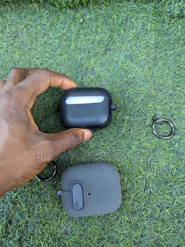 Samsung Galaxy Buds 3/ 3 Pro/ Buds 3 Fe Shock Proof Case · Photo 2