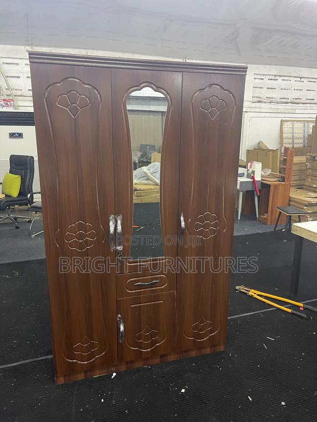 Wardrobe Wardrobe 3in1 · Photo 1