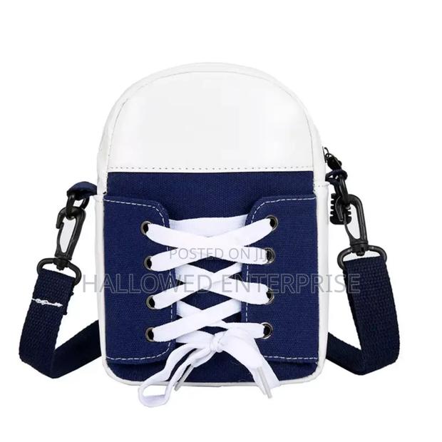 New Fashion Trend Canvas Shoulder Bag · Photo 7