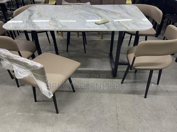 Quality 6 Seater Marble Dining Table · Photo 6