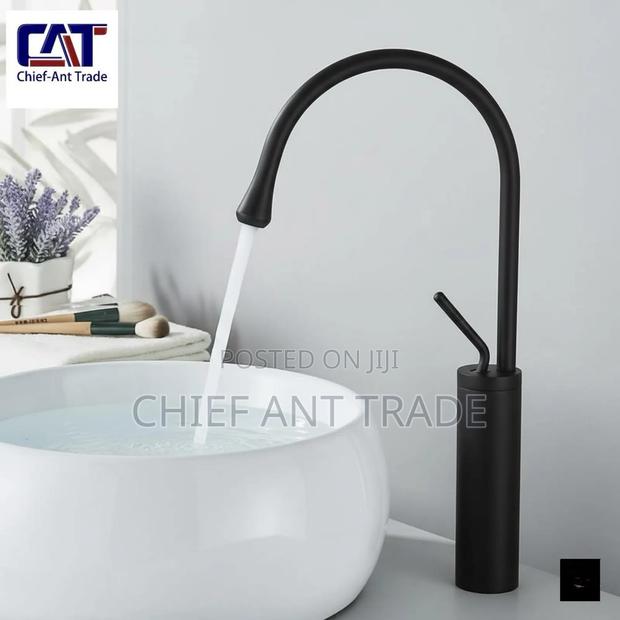 Faucet Tap for Kitchen · Photo 1