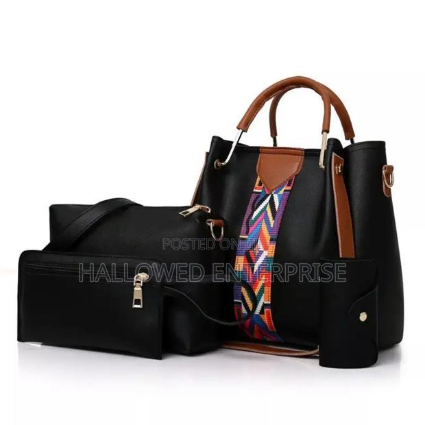 High Quality Leather Pu Handbag 4pcs in 1set · Photo 3