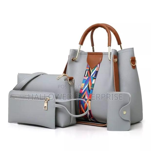 High Quality Leather Pu Handbag 4pcs in 1set · Photo 7
