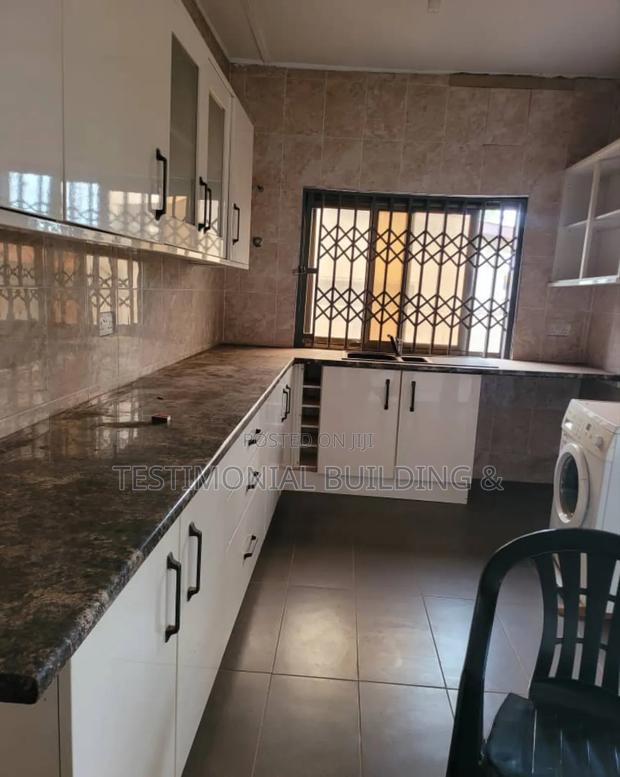 6bdrm House in Testimonial Building, Adenta for sale · Photo 3