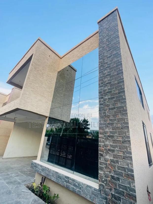 4bdrm House in Testimonial Building, School Junction for sale · Photo 2