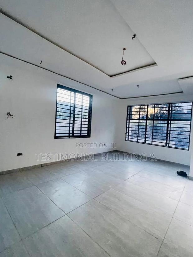 4bdrm House in Testimonial Building, School Junction for sale · Photo 6