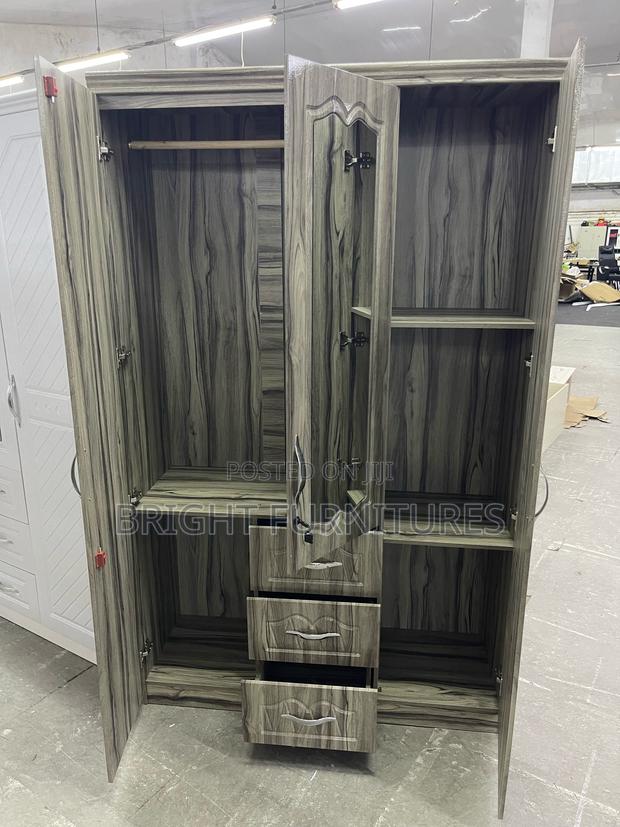 Imported Three in One Wooden Wardrobe(3in1) · Photo 4