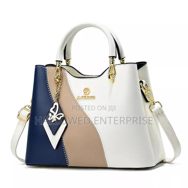 New Stylish Women Hand Bag · Photo 1