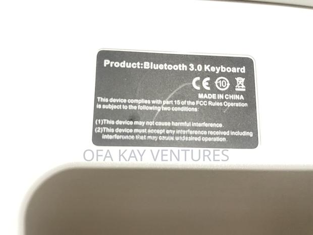 Bluetooth Mini Keyboard for Computers · Photo 4