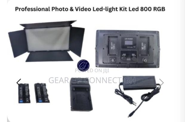 Led 800 Red Professional Video And Phot Led Light Kit · Photo 1