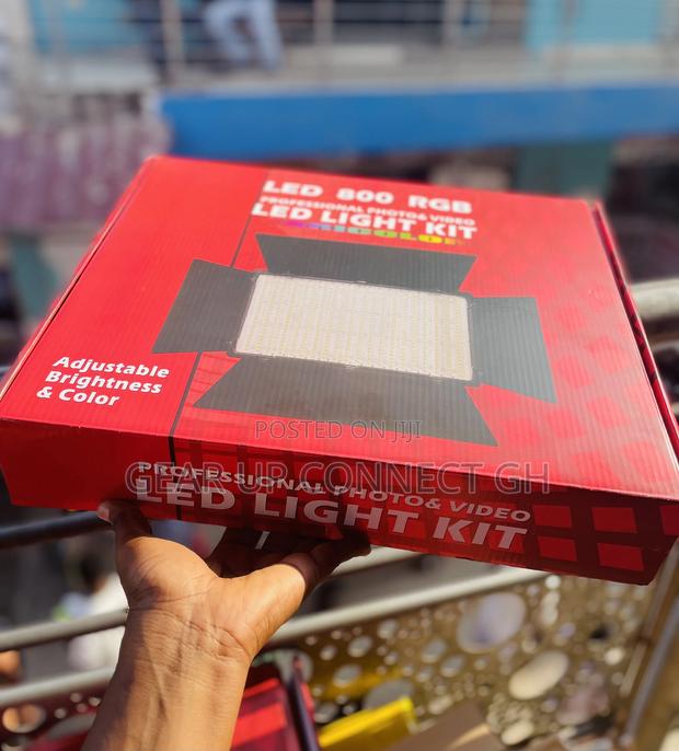 Led 800 Red Professional Video And Phot Led Light Kit · Photo 3