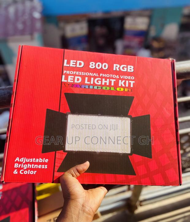 Led 800 Red Professional Video And Phot Led Light Kit · Photo 2