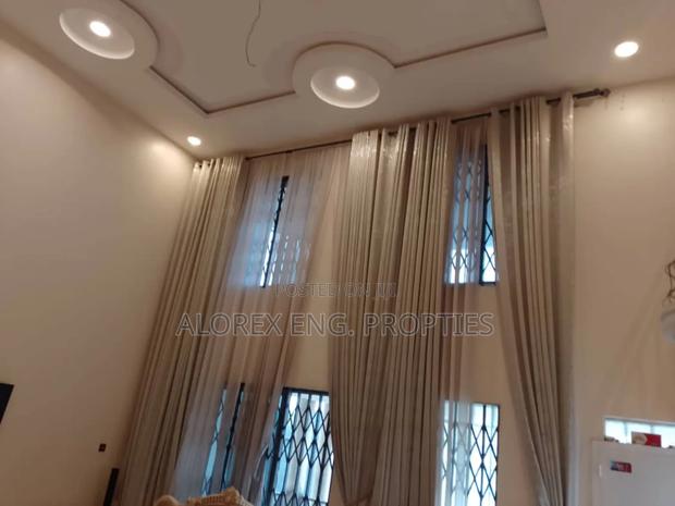 9bdrm House in Self Compound House, Oyibi for sale · Photo 2