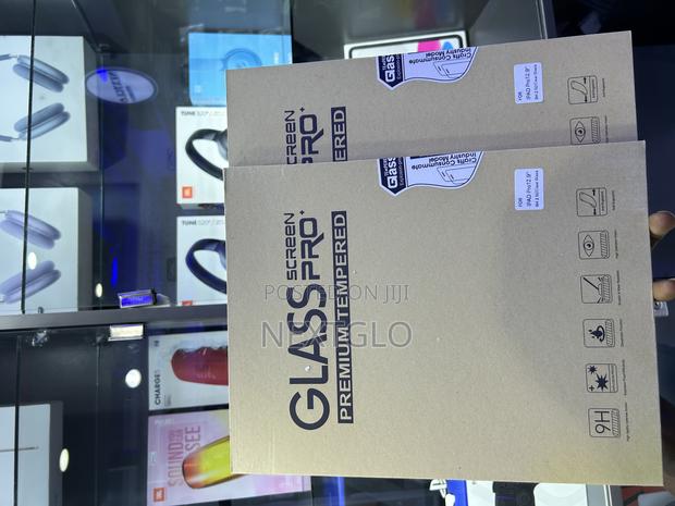 iPad 10th Gen iPad Protector · Photo 2