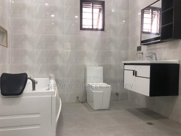 4bdrm Duplex in Oyarifa Estates, Accra Metropolitan for sale · Photo 2