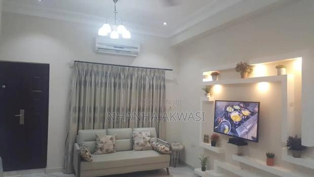 Furnished 2bdrm House in Community 20, Tema Metropolitan for rent · Photo 2