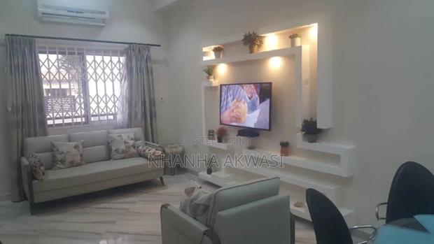 Furnished 2bdrm House in Community 20, Tema Metropolitan for rent · Photo 6