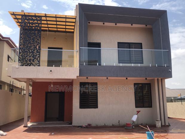 4bdrm Duplex in Oyarifa Estates, Accra Metropolitan for sale · Photo 1