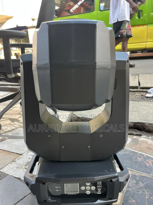 Beam 300 Moving Head Stage Light · Photo 3