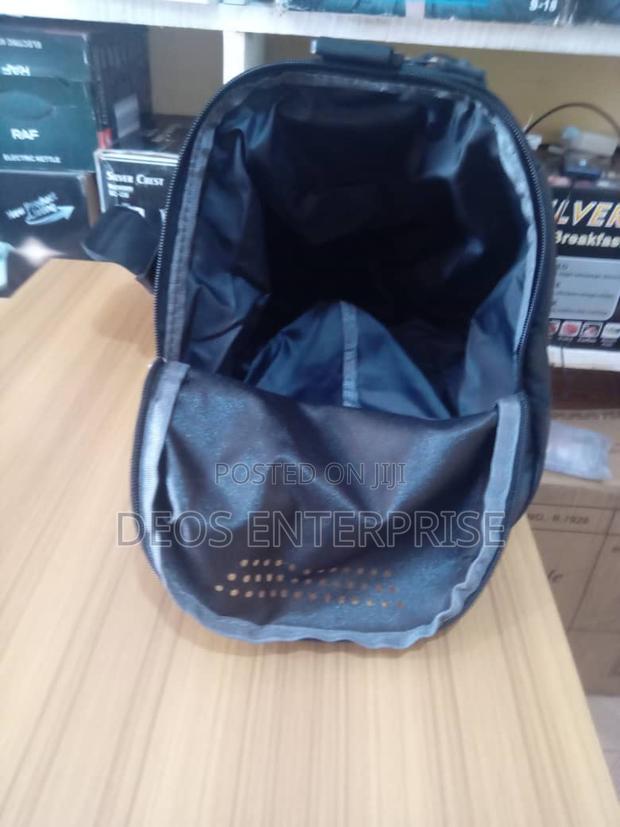 Duffel Storage Waterproof Nylon Bag · Photo 2