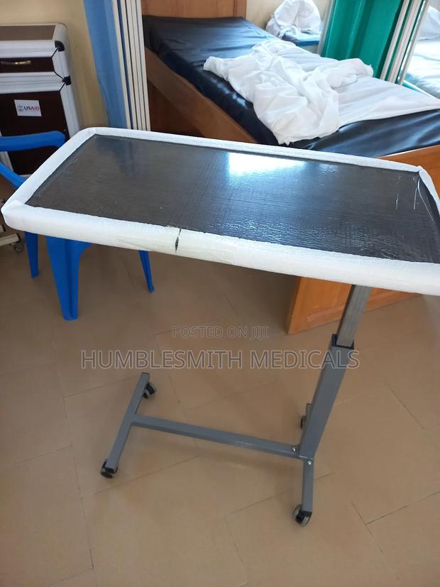 Overbed Table · Photo 1