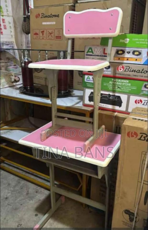 Study Chair and Table · Photo 2
