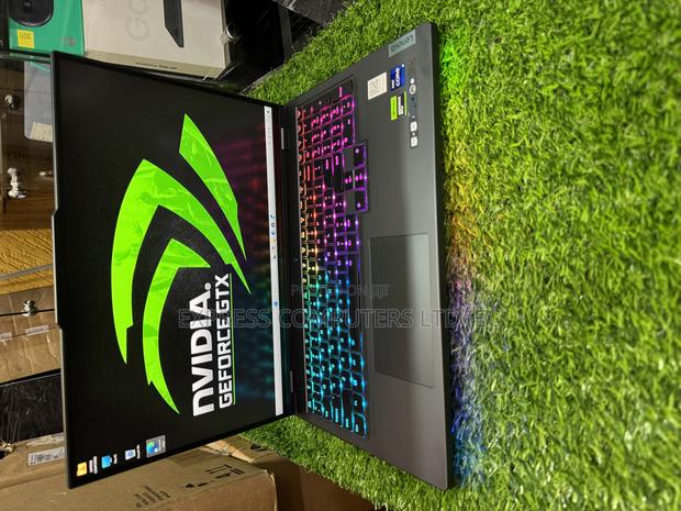 Laptop Lenovo Legion 5i 32GB Intel Core I9 SSHD (Hybrid) 1T · Photo 1