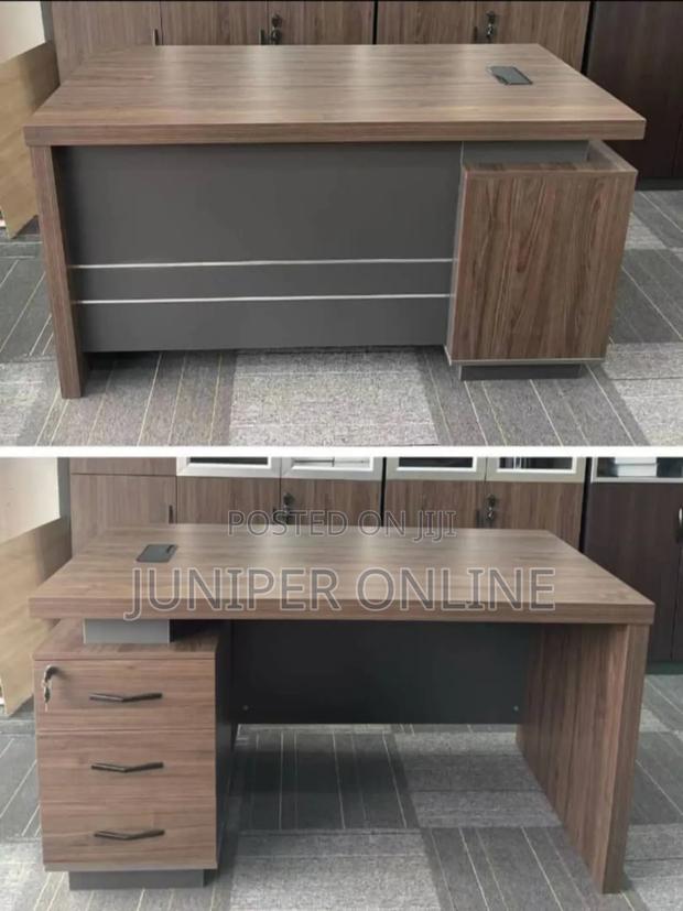 Office Desk Spredinshy · Photo 1