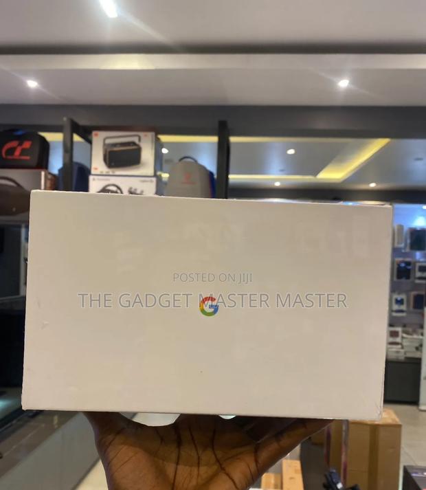 Google Nest 2 Pack Indoor Outdoor Security Cam · Photo 3