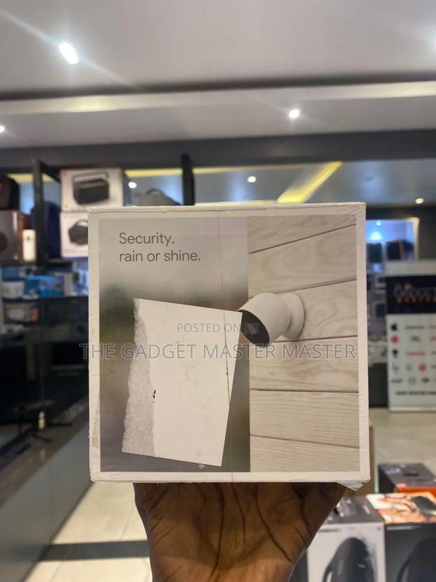 Google Nest 2 Pack Indoor Outdoor Security Cam · Photo 4