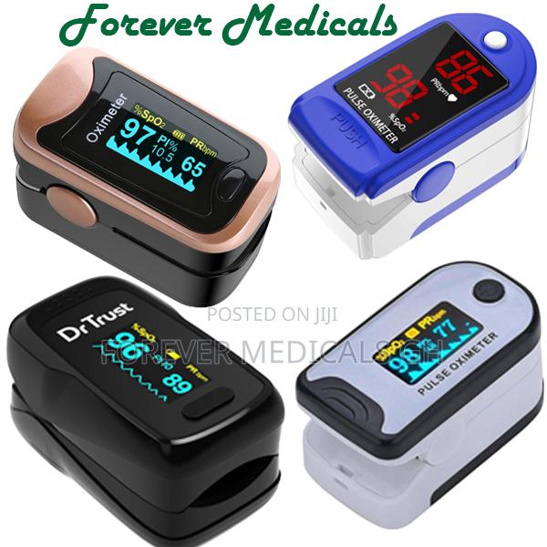 Pulse Oximeter · Photo 1
