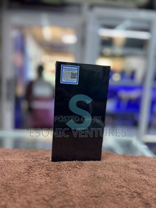New Samsung Galaxy S22 Ultra 256 GB · Photo 3