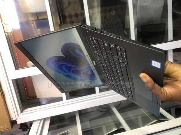 Laptop Dell Latitude 7390 8GB Intel Core I7 SSD 256GB · Photo 4