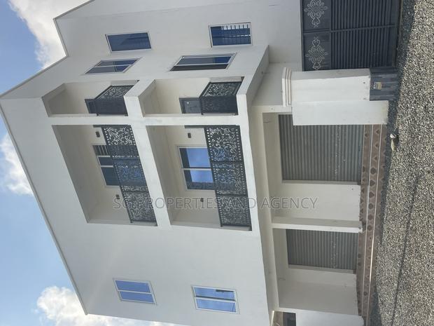 2bdrm Apartment in Lashibi, Sakumono for rent · Photo 4