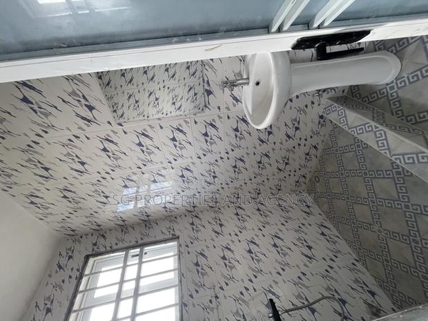 2bdrm Apartment in Lashibi, Sakumono for rent · Photo 5
