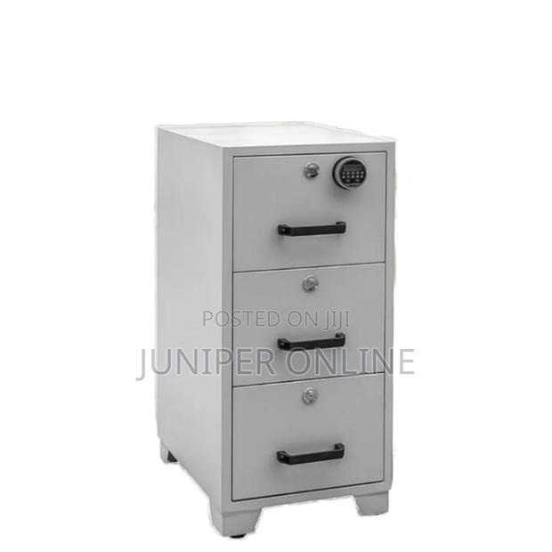 3 Drawer Fire Proof Metal Cabinet Intry · Photo 1