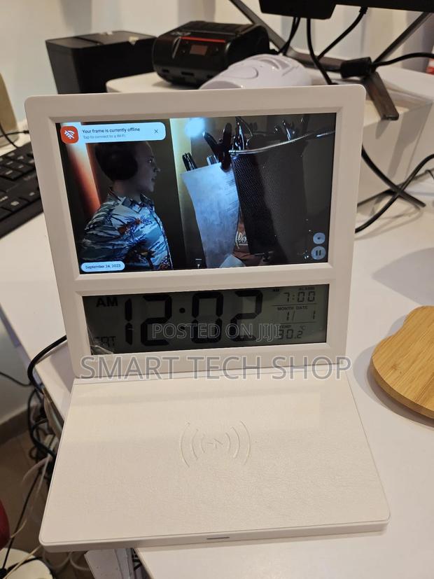 7”Ips LCD Screen Wifi Frame Cpu:Rk3326, 1.2ghz 3.1g+16g ,Android 8.0 · Photo 1